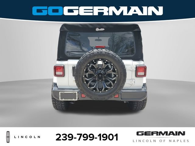 Used 2019 Jeep Wrangler Unlimited Sahara AWD/4WD image 8