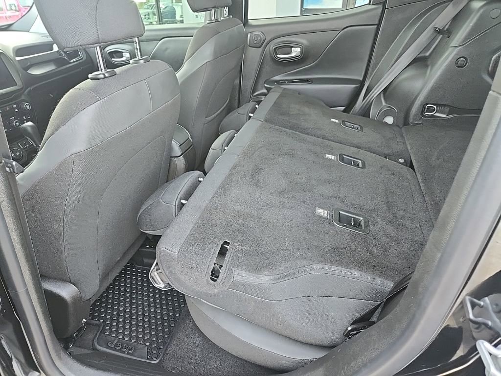 Used 2023 Jeep Renegade Altitude w/ Sun/Sound Group image 85