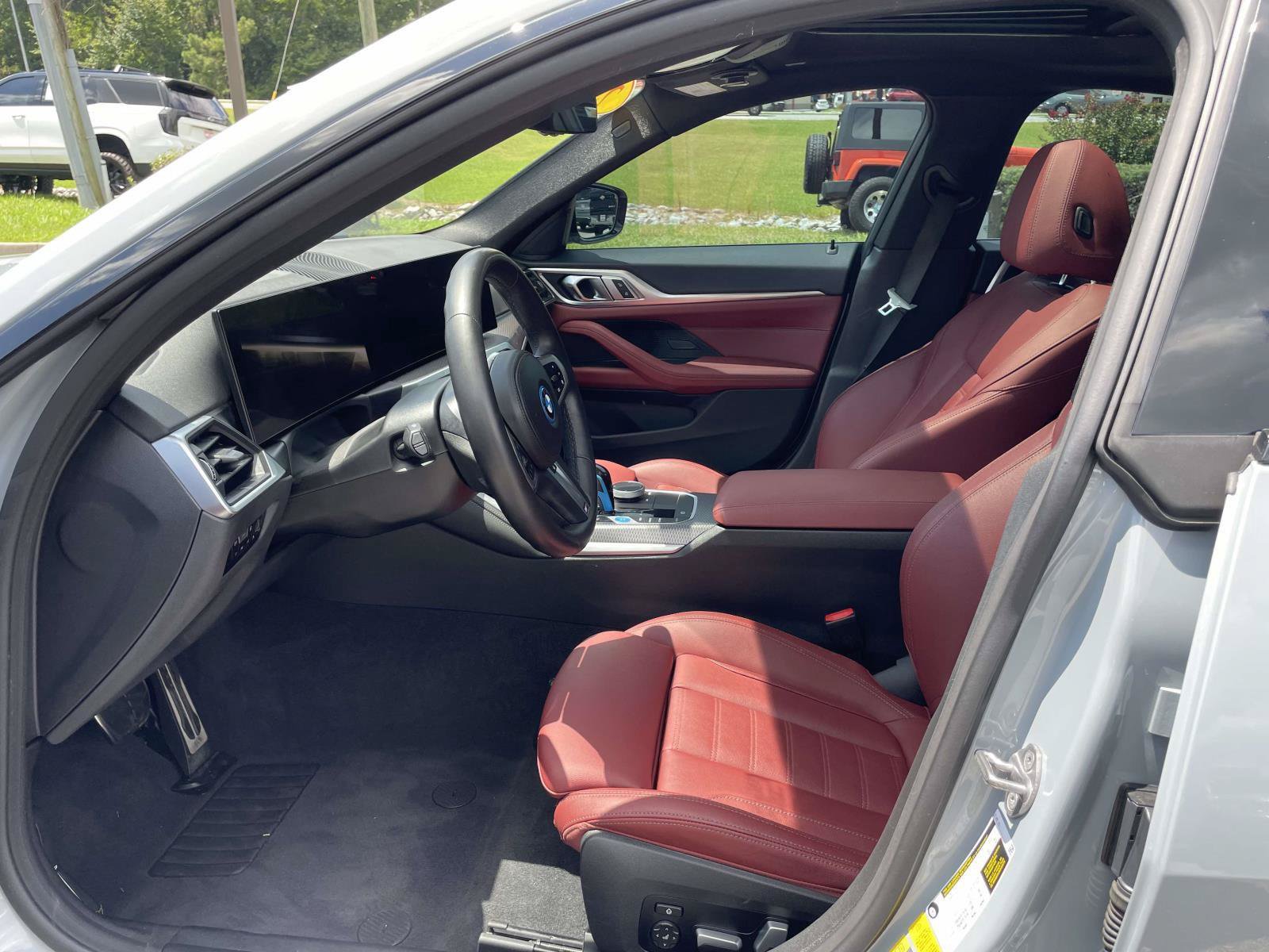 Used 2023 BMW i4 eDrive40 w/ M Sport Package RWD image 4