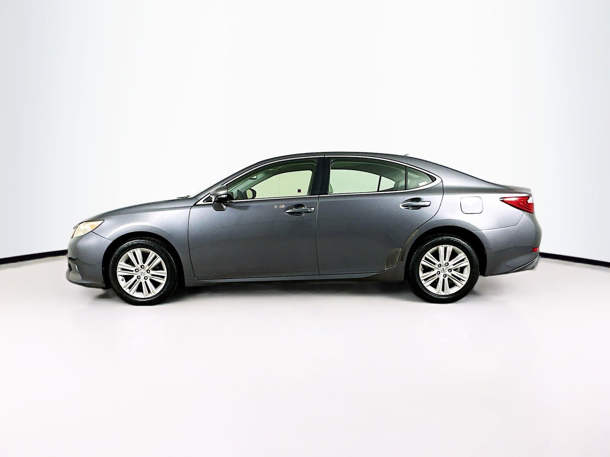 Used 2013 Lexus ES 350 w/ Premium Pkg image 4