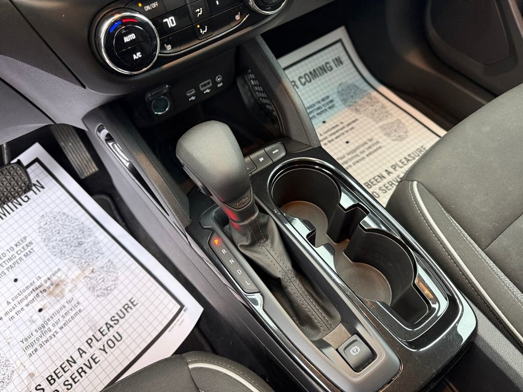 Used 2022 Chevrolet TrailBlazer LT w/ Convenience Package image 28