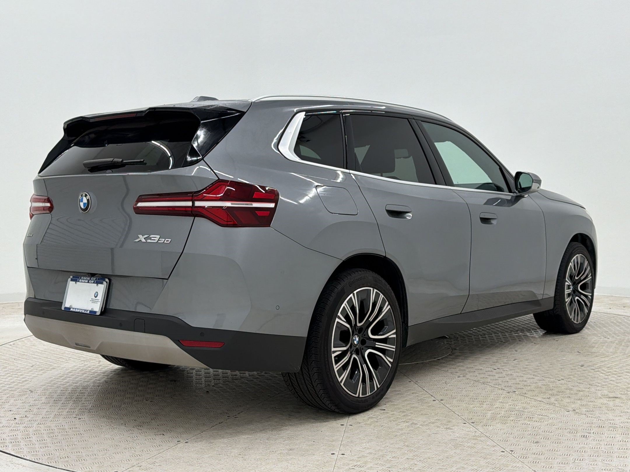 Used 2025 BMW X3 xDrive30i w/ Premium Package AWD/4WD image 9