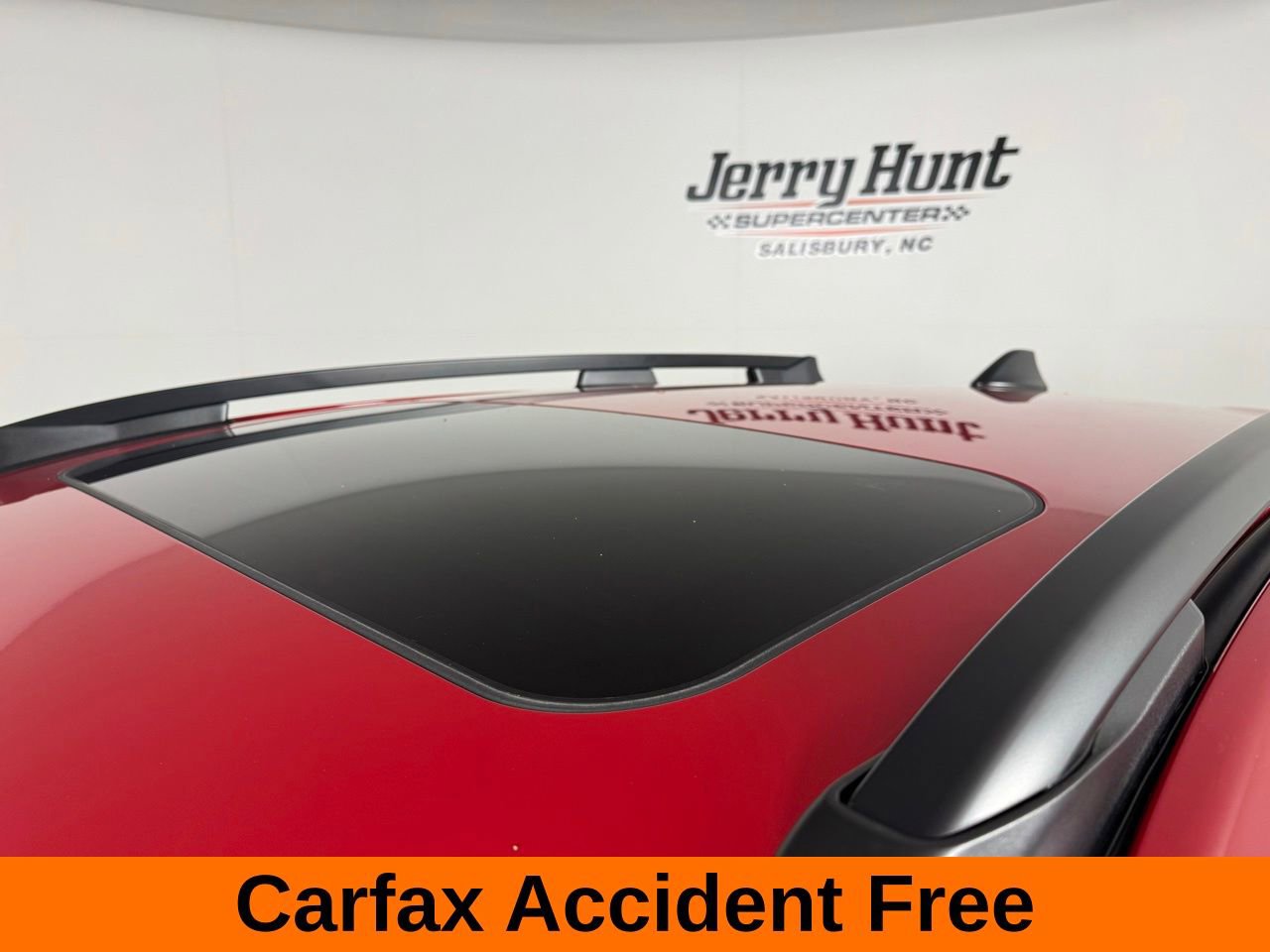 Used 2025 Subaru Crosstrek 2.0i Premium image 3