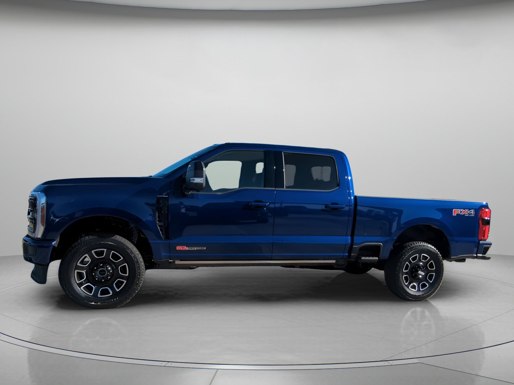 New 2026 Ford F350 Platinum w/ FX4 Off-Road Package image 11