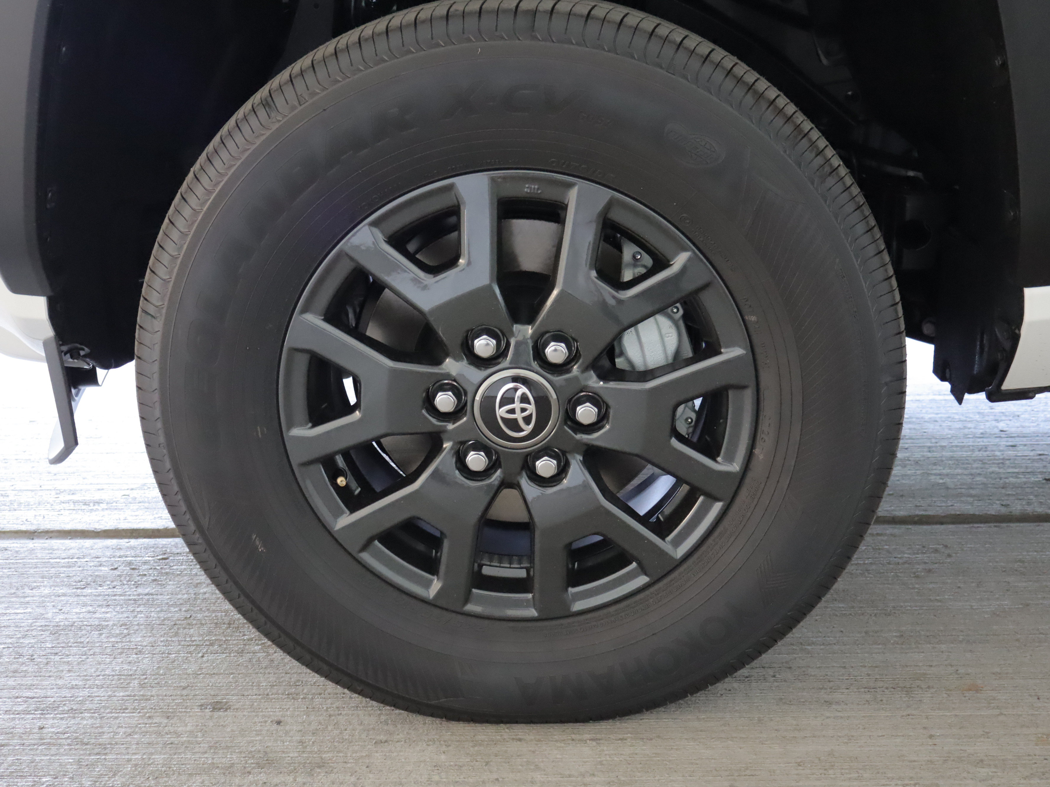 New 2026 Toyota 4Runner SR5 RWD image 23