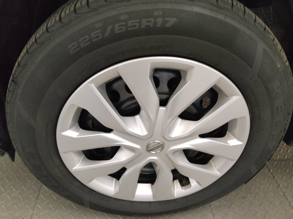 Used 2018 Nissan Rogue S AWD/4WD image 31