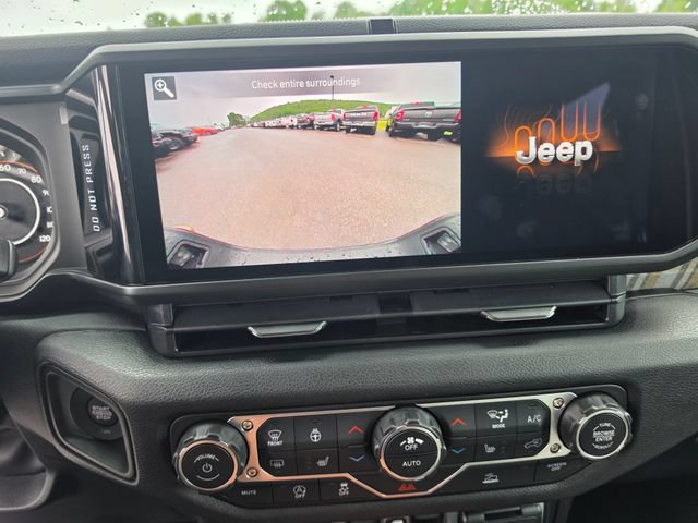 New 2026 Jeep Gladiator Sport AWD/4WD image 19