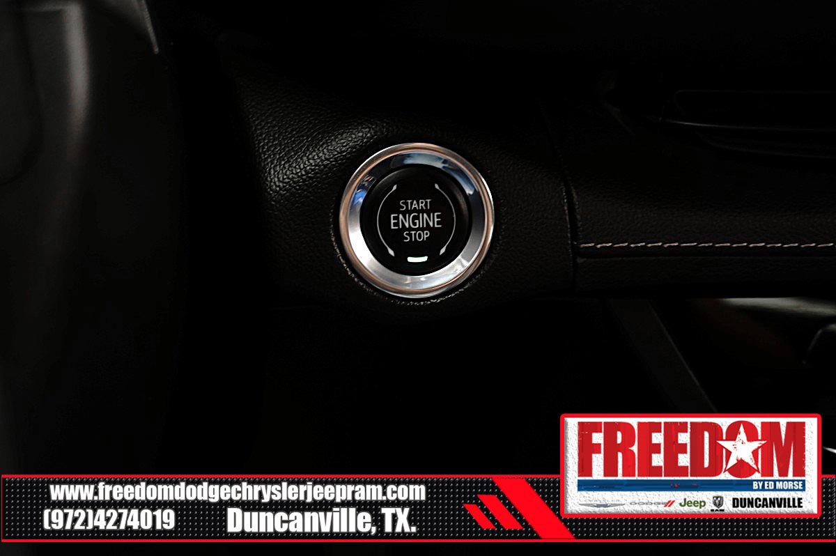 Used 2023 Buick Envision Essence AWD/4WD image 33
