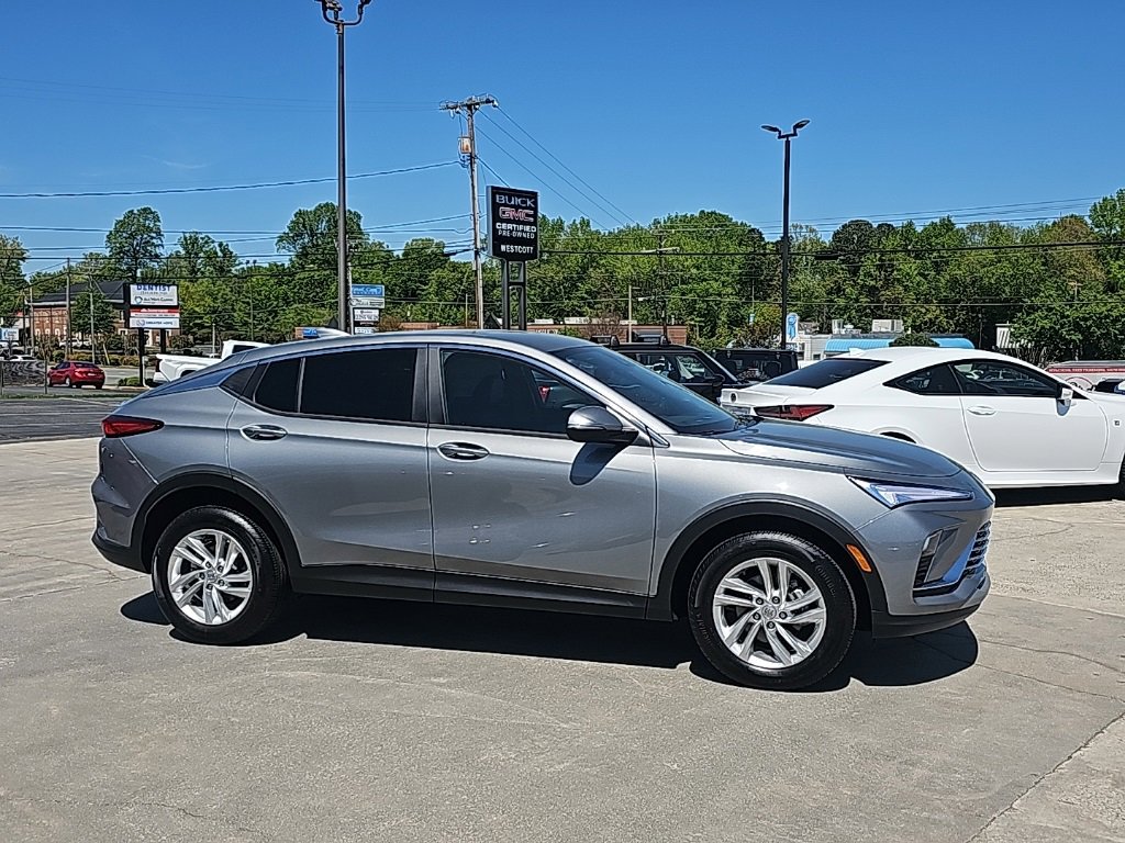 New 2025 Buick Envista Preferred w/ Convenience I Package image 2