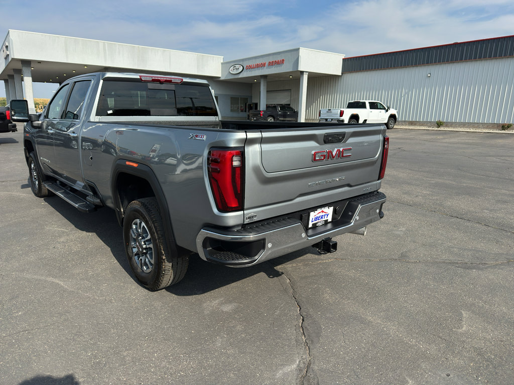 New 2025 GMC Sierra 3500 SLT w/ SLT Premium Package image 5