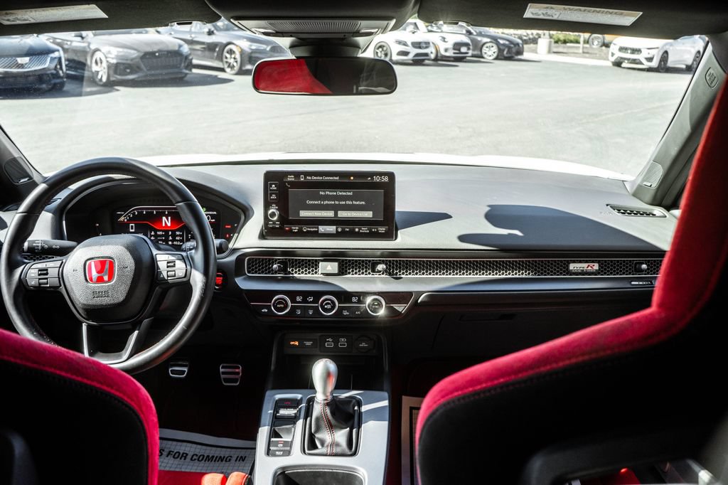 Used 2023 Honda Civic Type R image 8