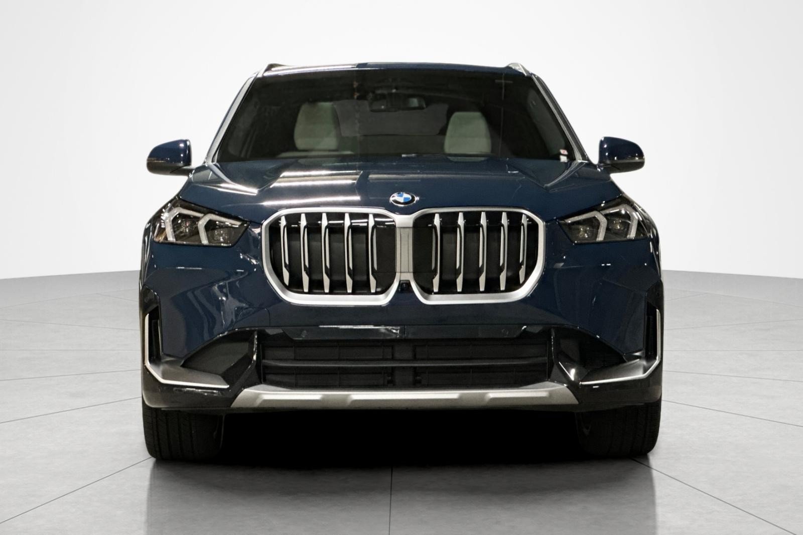 New 2027 BMW X1 xDrive28i w/ Technology Package AWD/4WD image 8