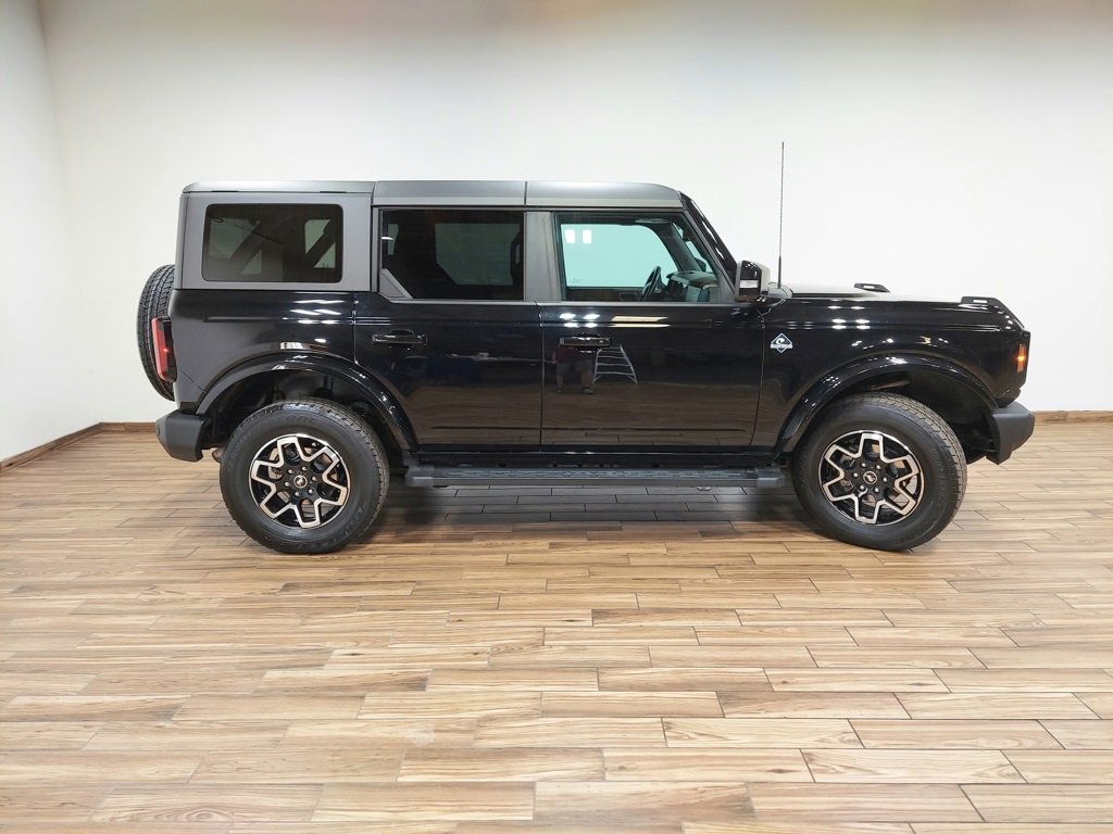 Used 2022 Ford Bronco Outer Banks image 19