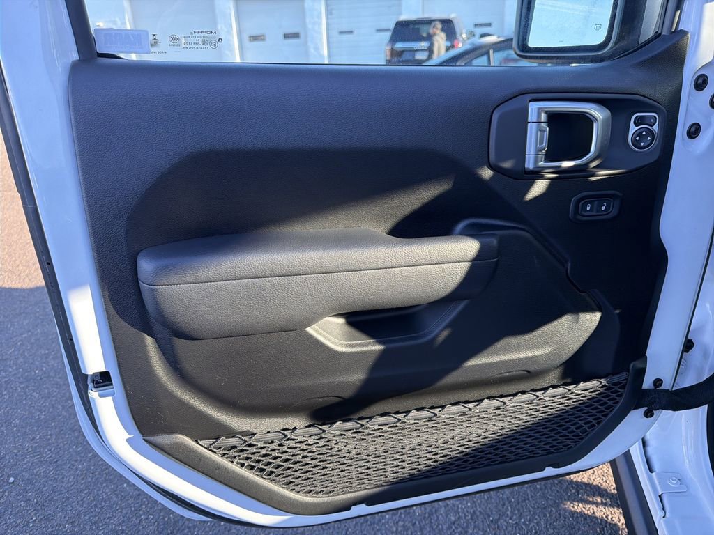 Used 2024 Jeep Wrangler Willys 4xe image 11