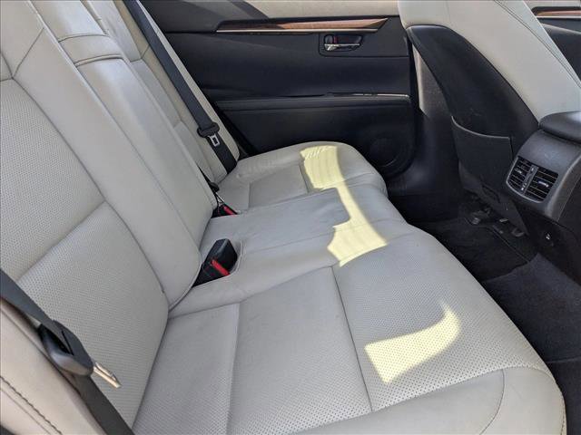 Used 2015 Lexus ES 350 w/ Luxury Package image 18