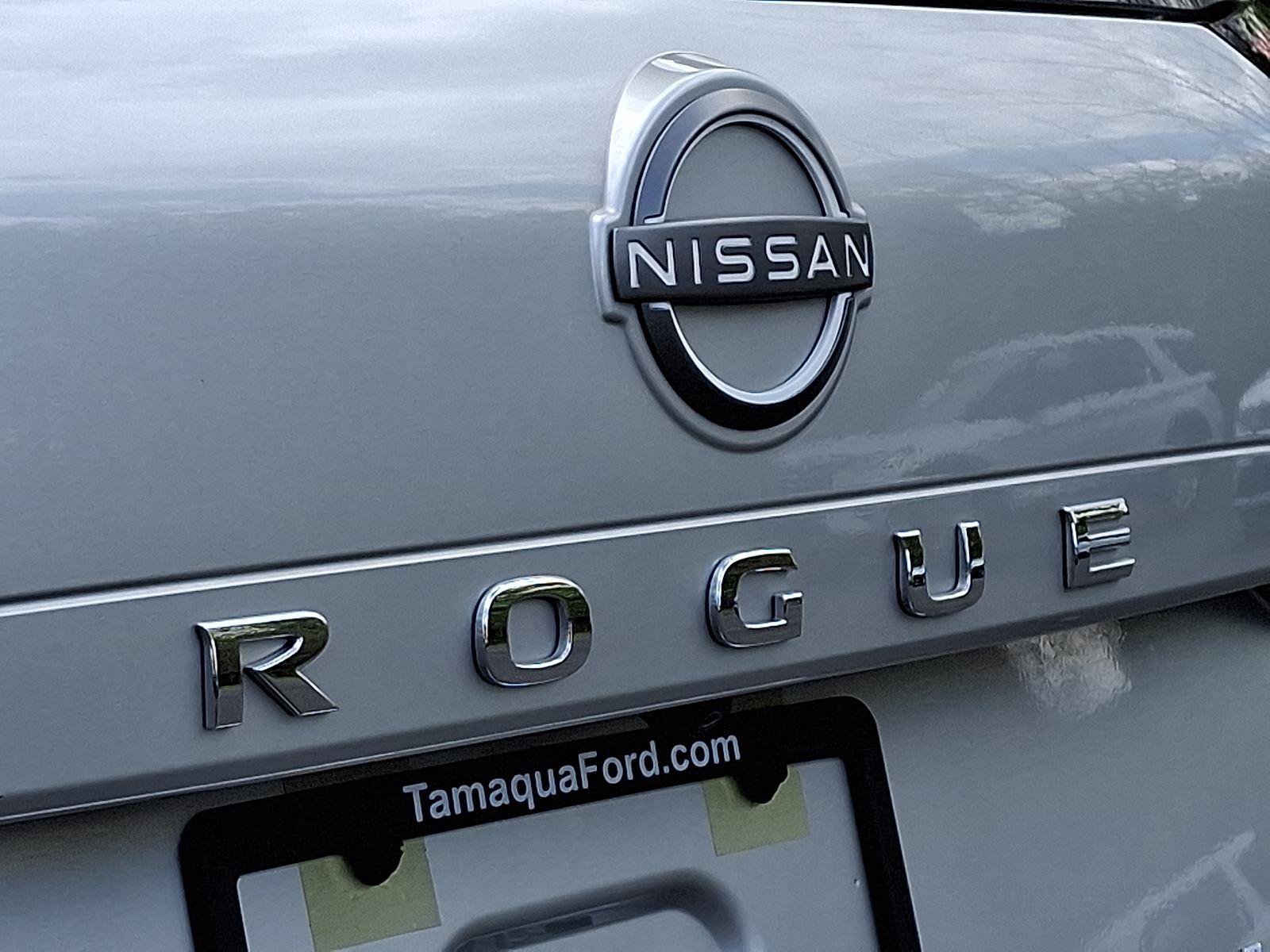 Used 2023 Nissan Rogue SV AWD/4WD image 28