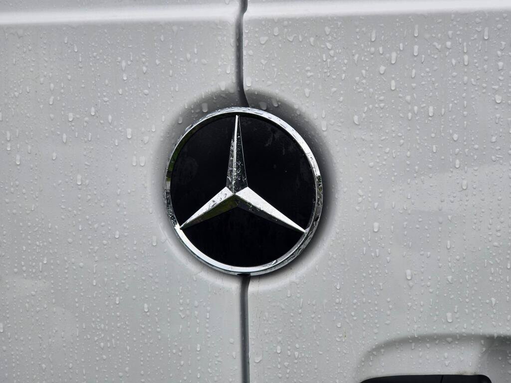 New 2025 Mercedes-Benz eSprinter 170 Cargo image 14