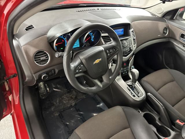 Used 2015 Chevrolet Cruze LT image 21