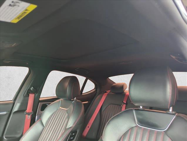 Used 2023 Genesis G70 2.0T w/ Sport Prestige Package RWD image 15