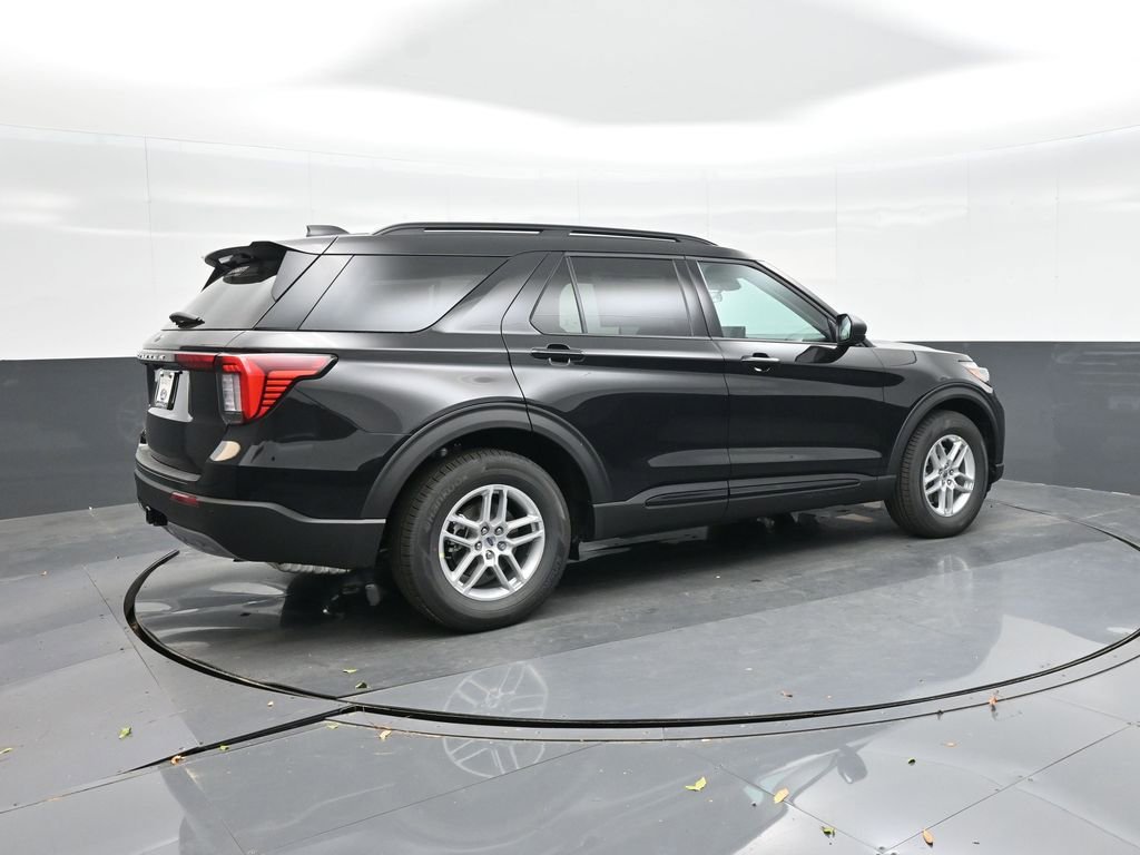 New 2026 Ford Explorer Active w/ Active Comfort Package image 9