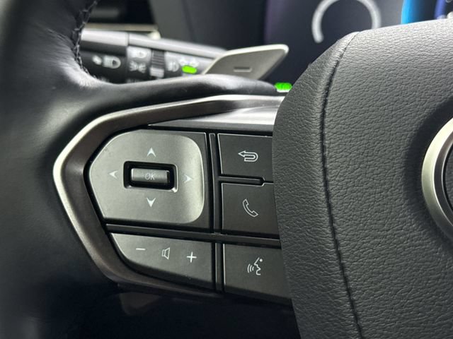 Used 2025 Lexus GX 550 w/ Accessory Package (2T) AWD/4WD image 28