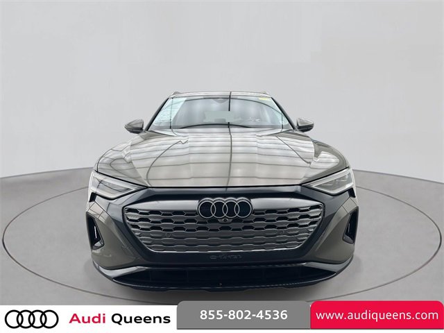 Used 2024 Audi Q8 e-tron Premium Plus w/ Premium Plus Package image 6