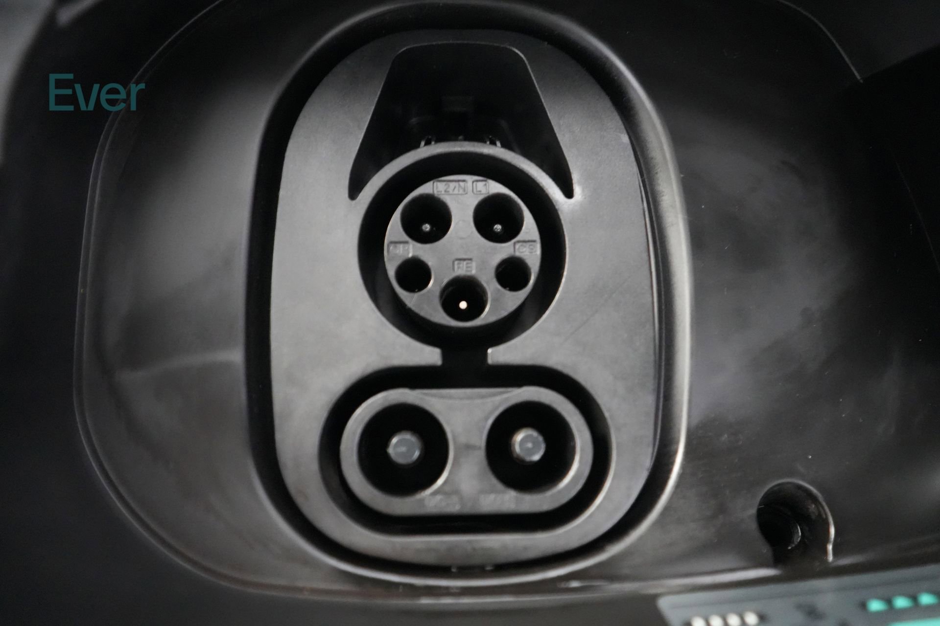 Used 2023 Volkswagen ID.4 Pro image 10