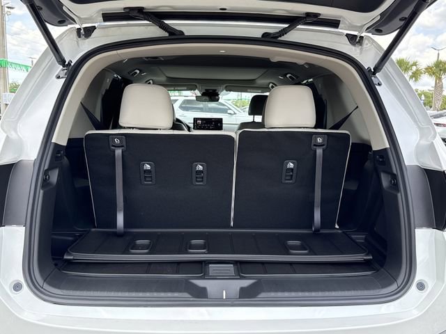 New 2026 Honda Pilot Touring image 17