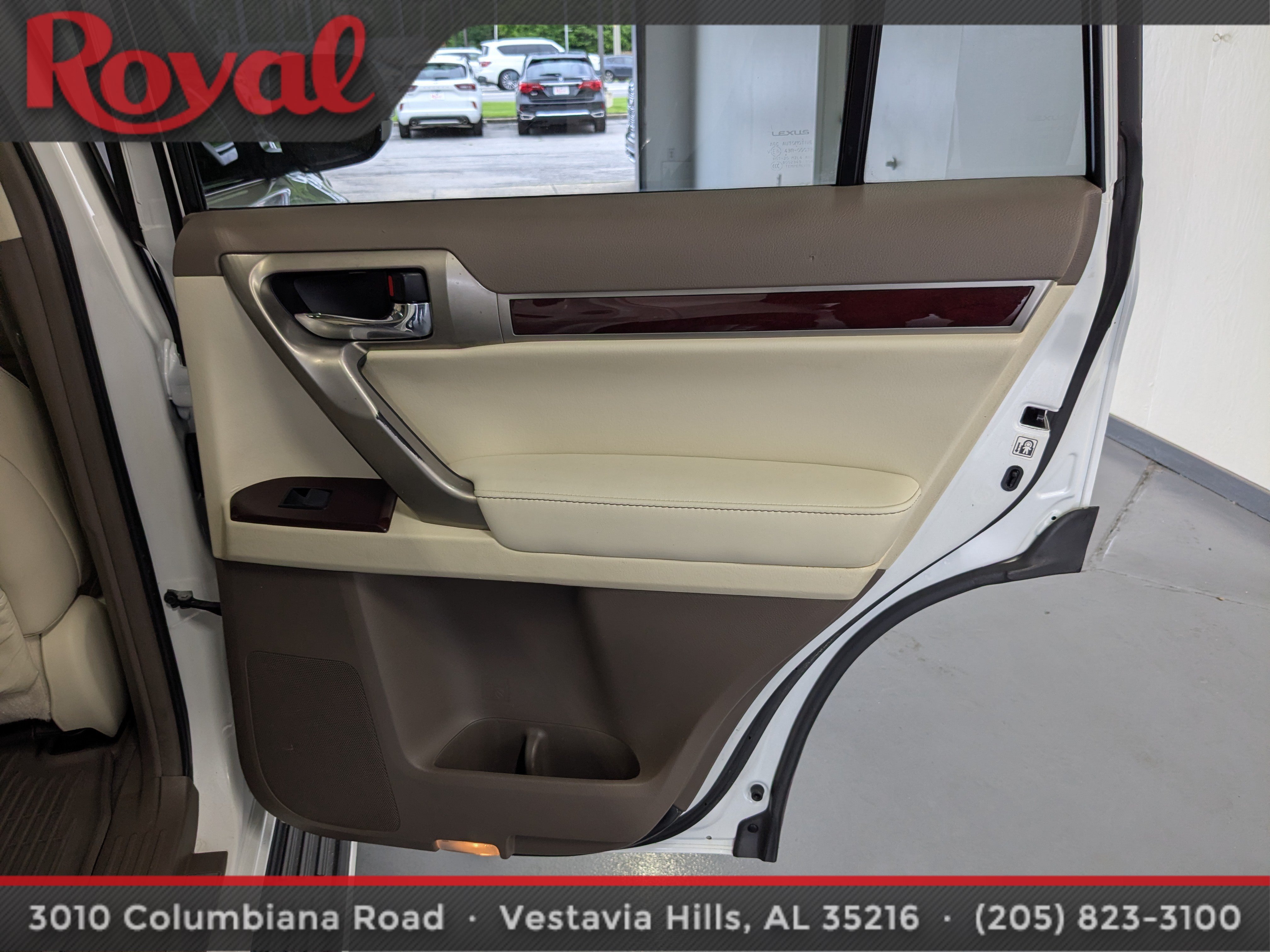 Used 2017 Lexus GX 460 Premium w/ Premium Package AWD/4WD image 9