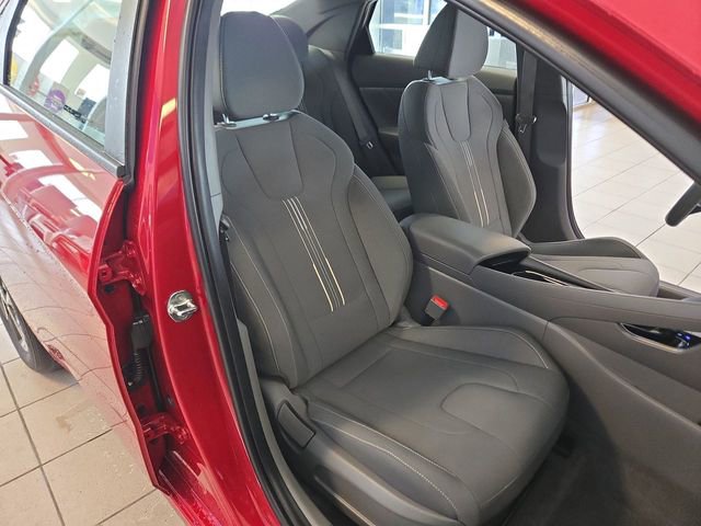 Used 2023 Hyundai Elantra Blue w/ Preferred Accessory Package FWD image 23