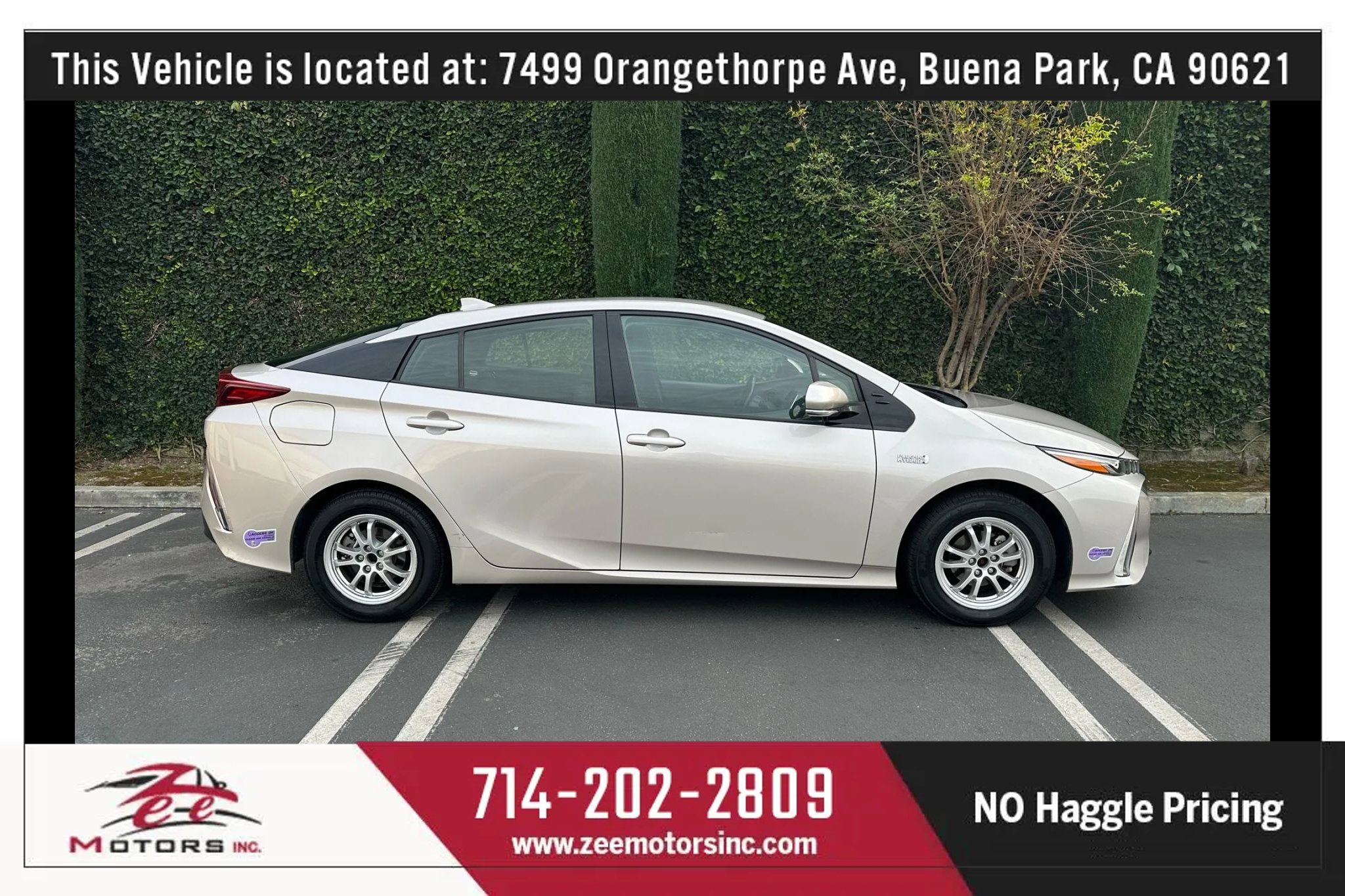 Used 2019 Toyota Prius Prime Plus w/ Carpet Mat Package FWD image 5