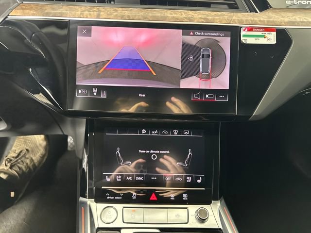 Used 2019 Audi e-tron Prestige w/ Prestige Package image 22
