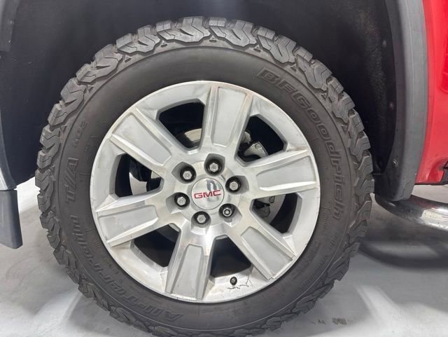 Used 2015 GMC Sierra 1500 SLE w/ SLE Value Package AWD/4WD image 11