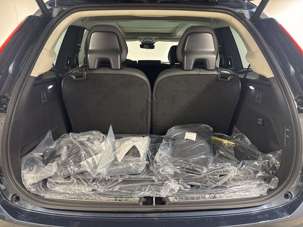 New 2026 Volvo XC90 T8 Ultra w/ Lounge Package AWD/4WD image 30