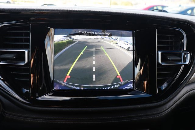 Used 2023 Dodge Durango SXT image 23