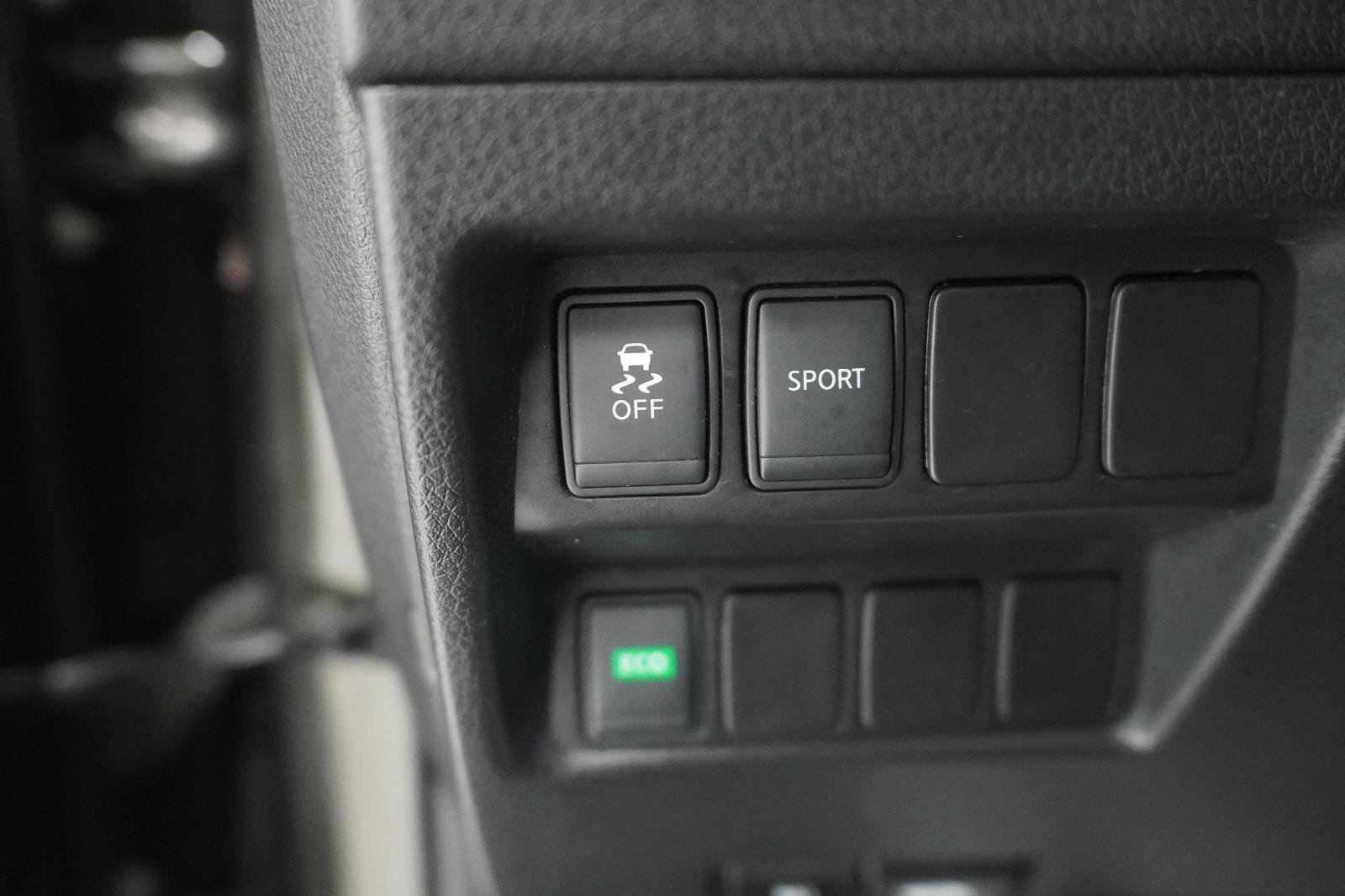 Used 2016 Nissan Rogue S w/ Appearance Package FWD image 14