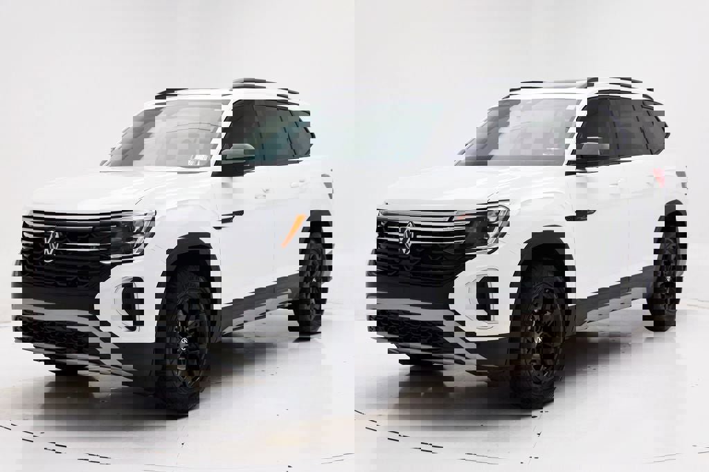 Used 2025 Volkswagen Atlas Peak Edition SE video 2