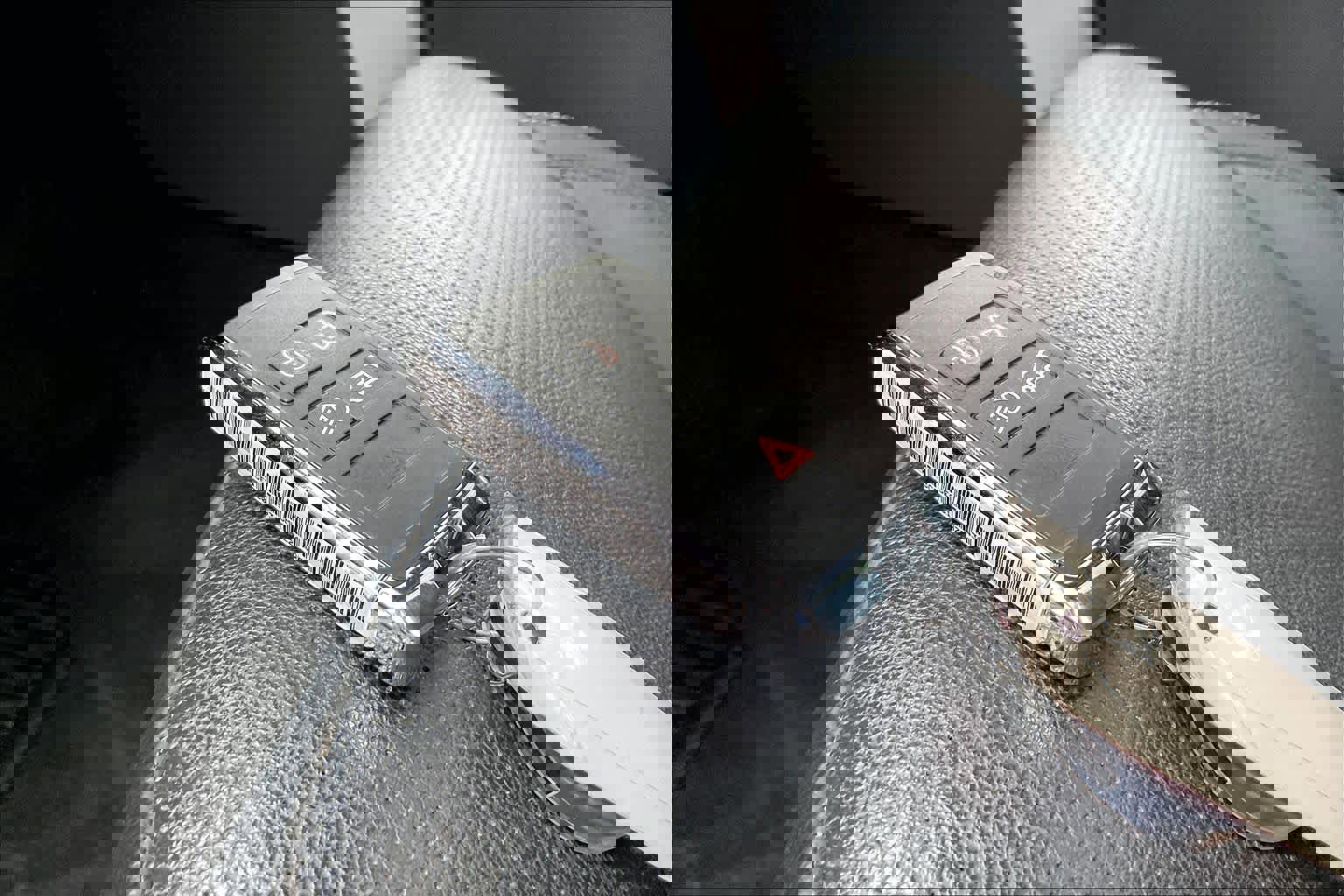 Used 2023 Land Rover Discovery S R-Dynamic image 13