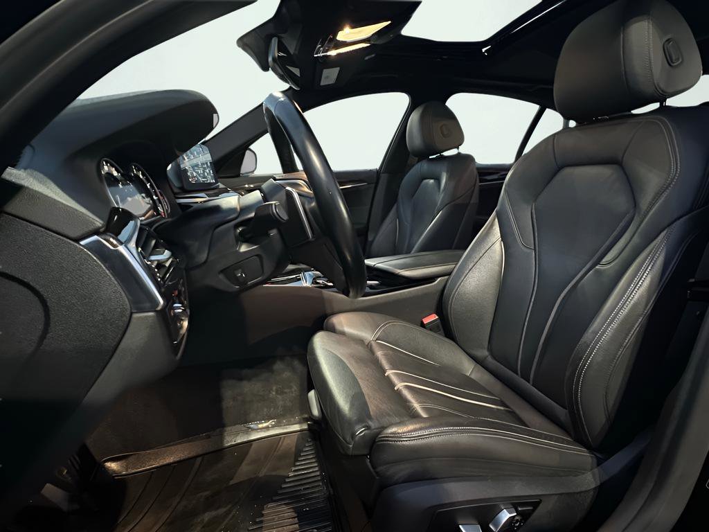 Used 2018 BMW 540i xDrive 540i xDrive image 18