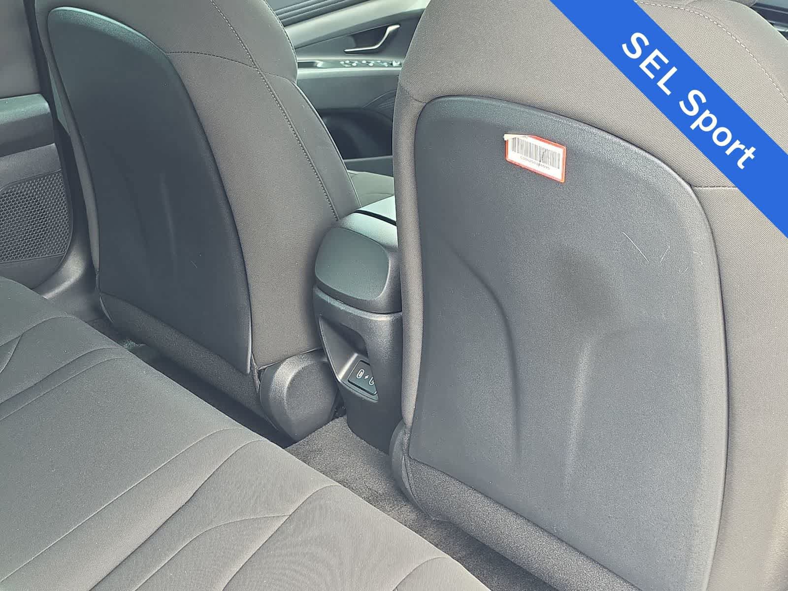 Certified 2025 Hyundai Elantra Sport FWD image 16