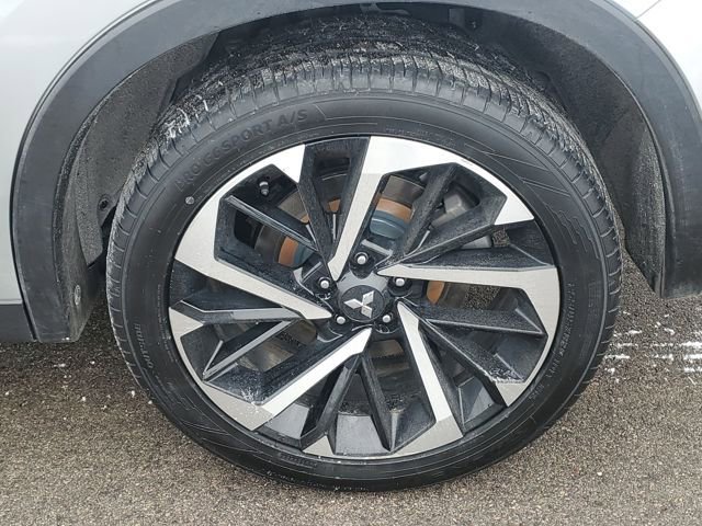 Used 2024 Mitsubishi Outlander SE image 34
