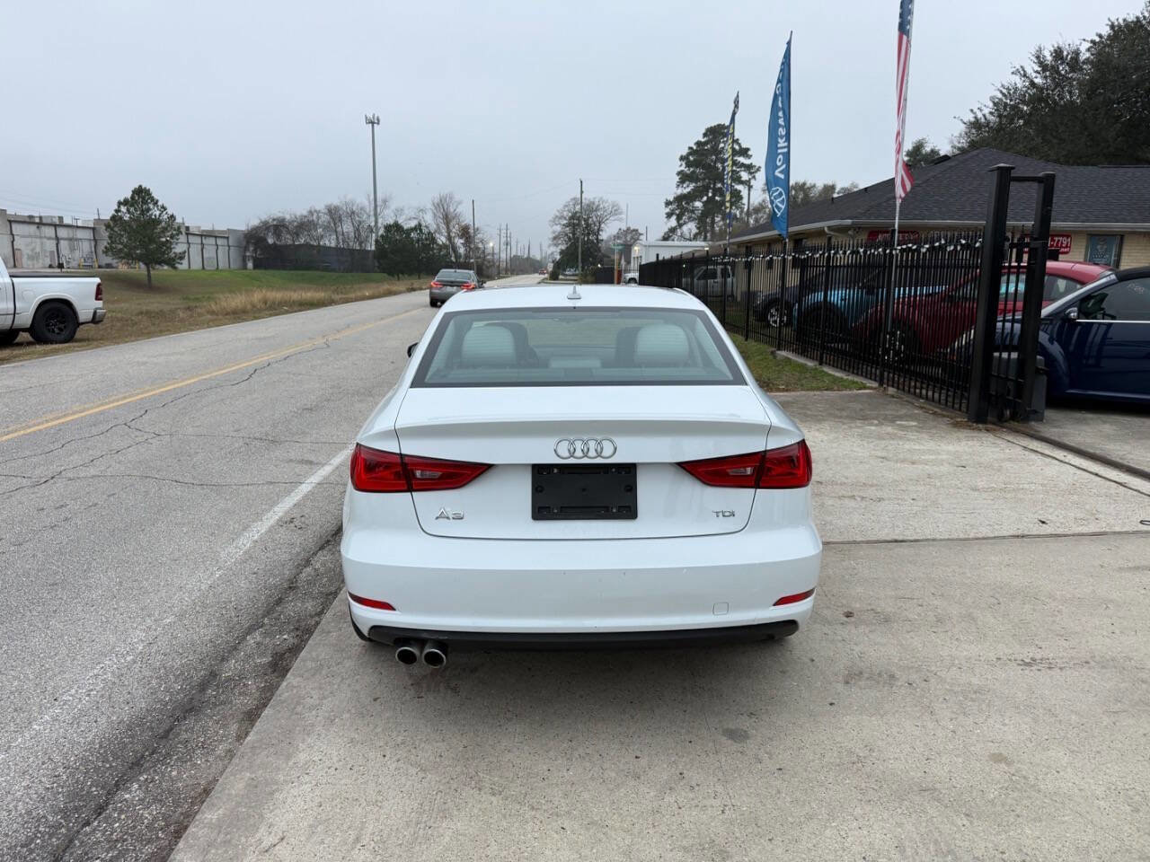 Used 2015 Audi A3 TDI Premium Plus image 8