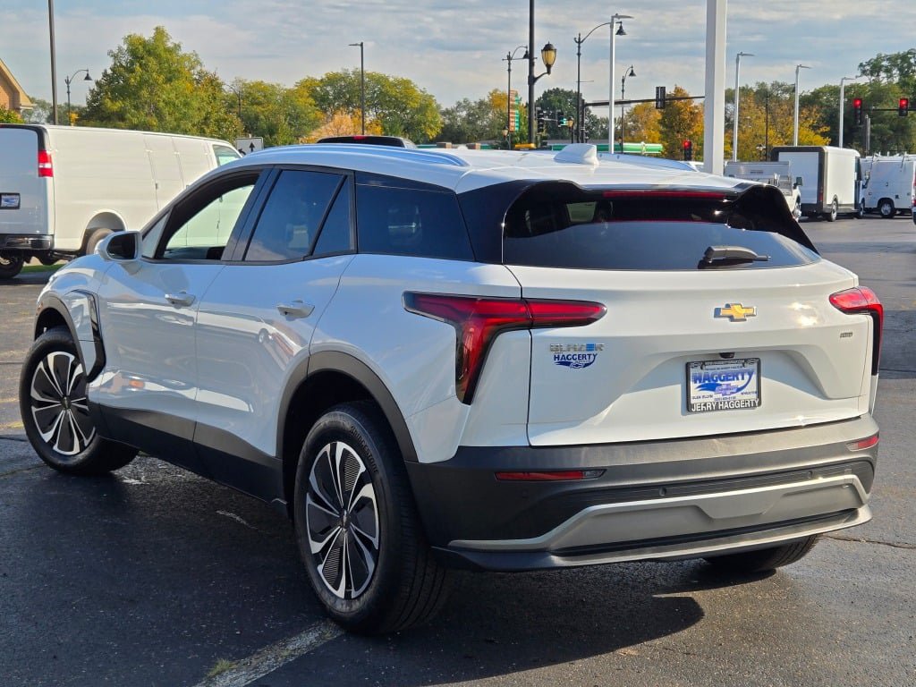 Certified 2024 Chevrolet Blazer EV LT AWD/4WD image 15
