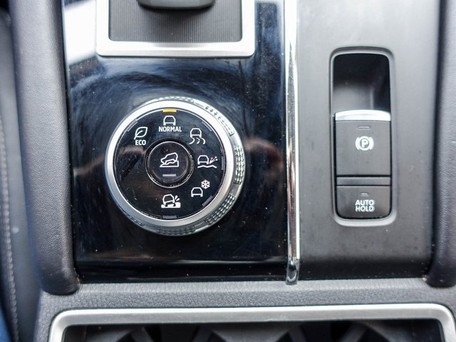 Used 2022 Mitsubishi Outlander SE image 26