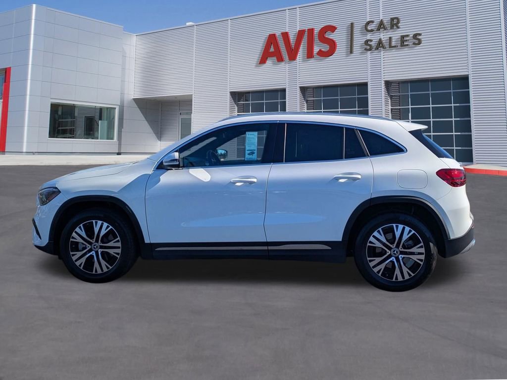 Used 2025 Mercedes-Benz GLA 250 4MATIC image 10