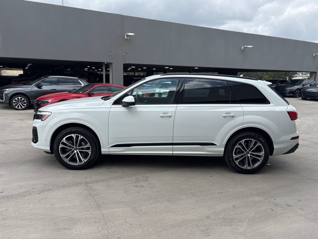 Certified 2026 Audi Q7 3.0T Premium w/ Convenience Plus Package AWD/4WD image 9