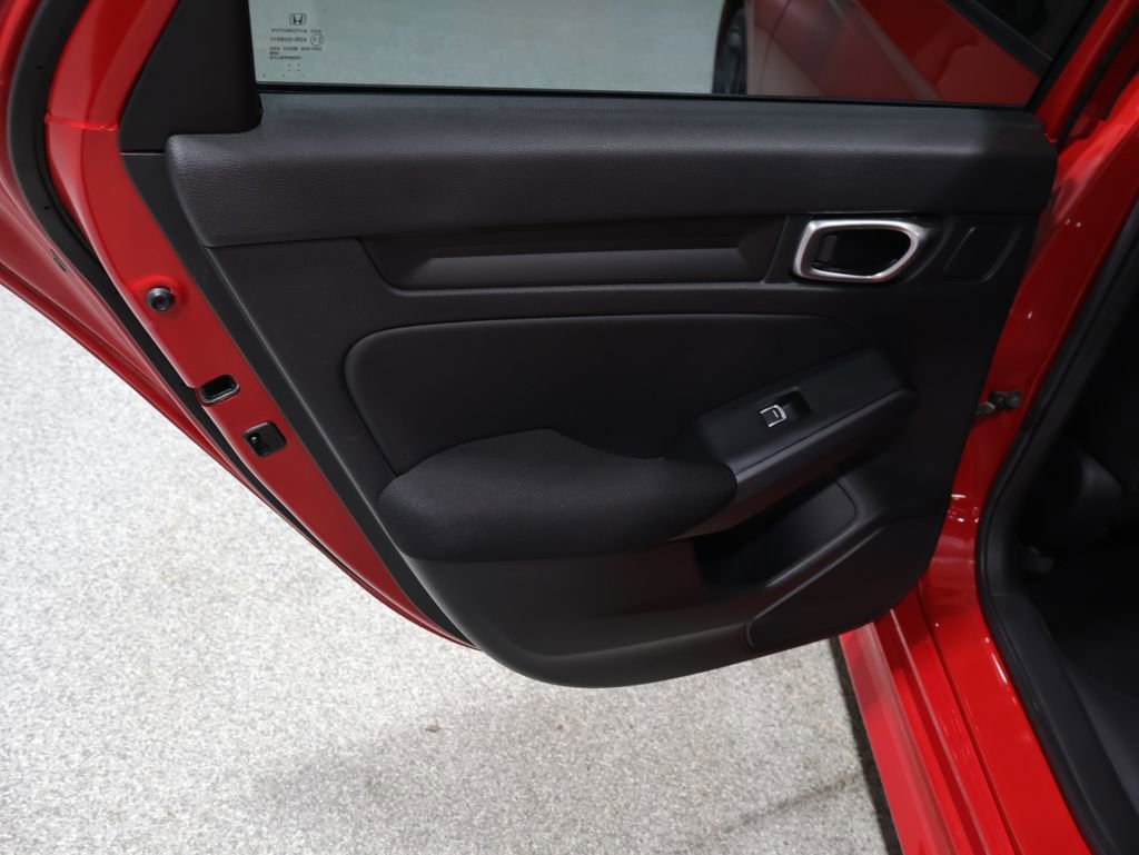 Used 2023 Honda Civic Sport image 18