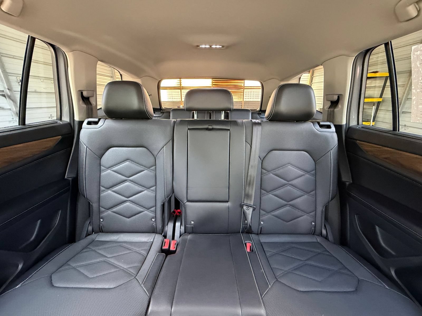 Used 2024 Volkswagen Atlas SE AWD/4WD image 38