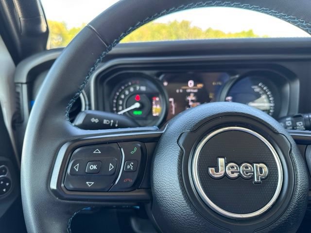 Used 2024 Jeep Wrangler Unlimited Rubicon 4xe AWD/4WD image 11