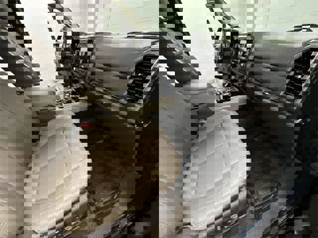 Used 2018 Ford Expedition XLT w/ Equipment Group 202A image 21